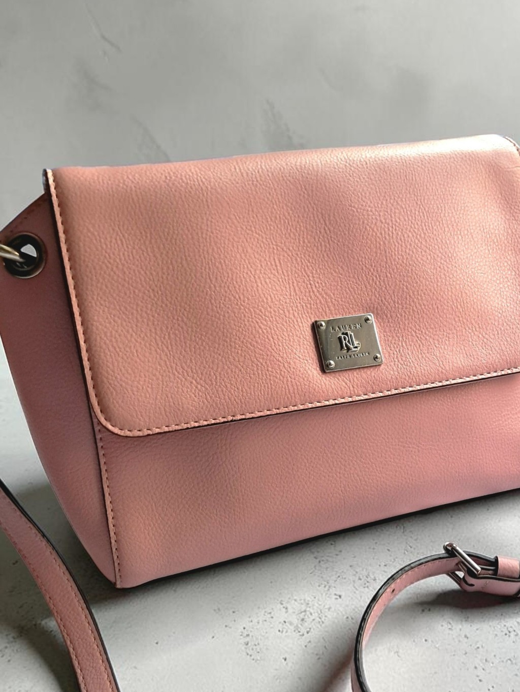 Lauren Ralph Lauren Agdon Messenger Crossbody Bag Tea Rose (Rare) Leather Euc